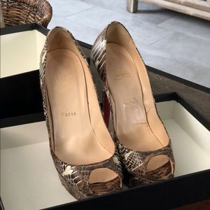 💯 Authentic Christian Louboutin